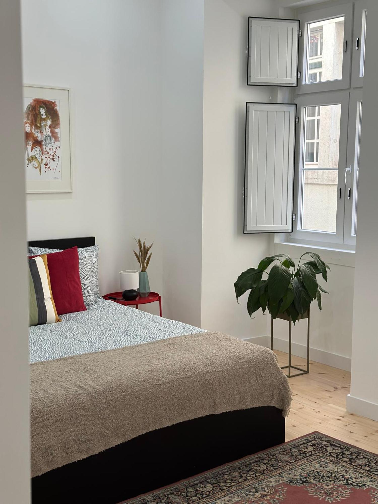 Modern Bedroom In Lissabon Buitenkant foto