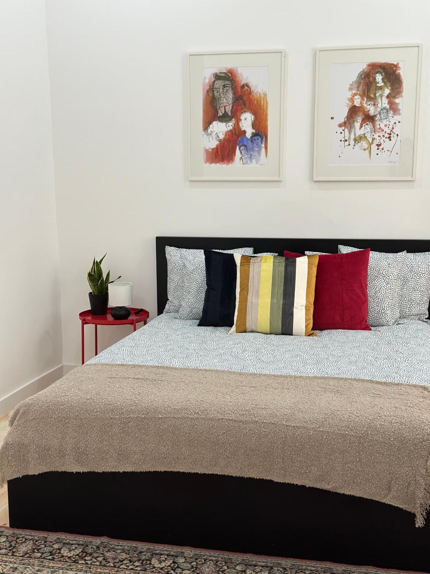 Modern Bedroom In Lissabon Buitenkant foto